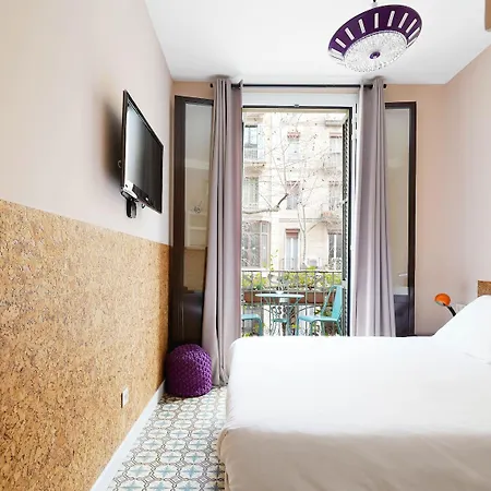 Numa Roca Apartahotel Barcelona
