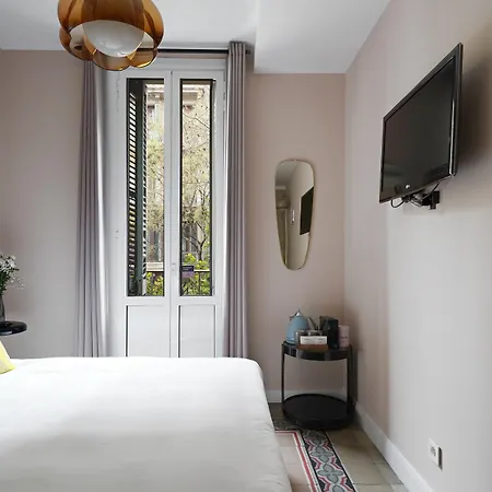 Numa Roca Aparthotel Barcelona